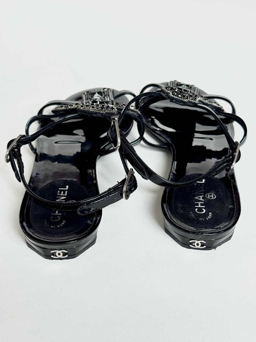 CHANEL Black Patent Leather Beaded and Jeweled Slingback Sandals - Size 36 - Picture 6 of 10